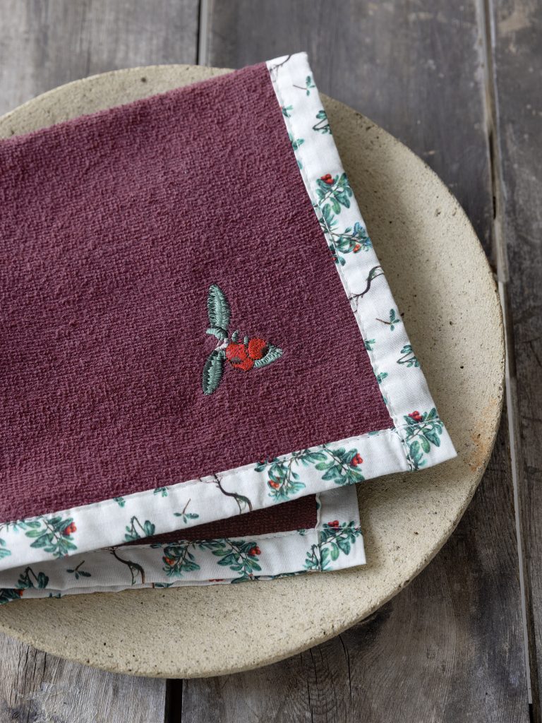 5206482113404.jpg Πετσέτα Κουζίνας 40x40 - Cranberry Love της Nima Home 100% Cotton Πετσέτα 40x40 - Image 1