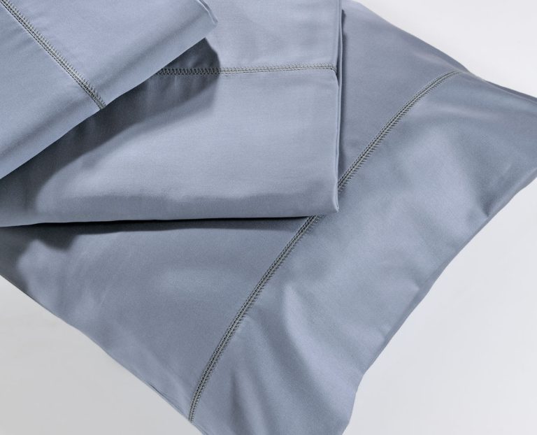 Παπλωματοθήκη Ημίδιπλη 250/7 Grey Metal της Down Town 200×240 & 2 Μαξιλαροθήκες:052×075Σύνθεση: 100% Βαμβάκι - Image 1