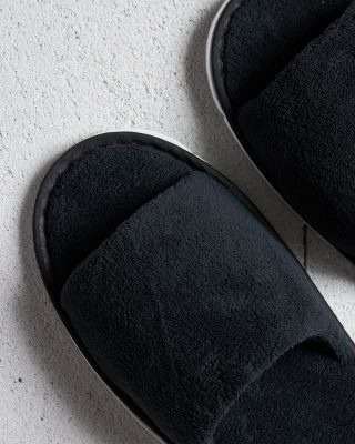 Βελουτέ Ανοιχτές Μπροστά Μαύρες Παντόφλες Black Magic One Size Μαύρο της Pennie - Image 2