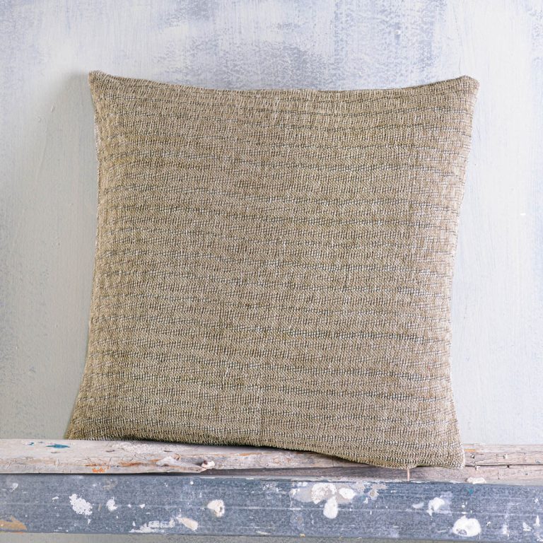 rachel_brown_pillow-1.jpg RACHEL - ΡΙΧΤΑΡΙ ΣΑΠΙΟ ΜΗΛΟ 40X40 40X40 50% Chenille acrylic - 25% βαμβάκι - 25% Pol Rythmos - Image 2