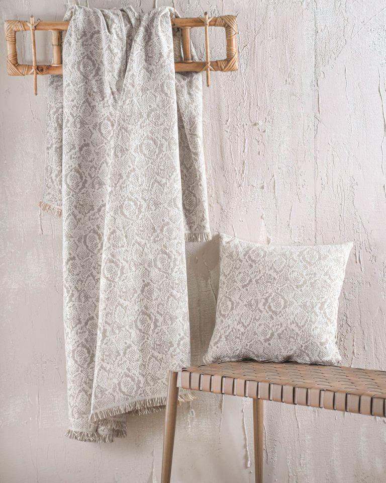 SNAKE ΕΚΡΟΥ - ΜΑΞΙΛΑΡΟΘΗΚΗ 40X40 50% Chenille acrylic - 25% βαμβάκι - 25% Pol Rythmos - Image 3