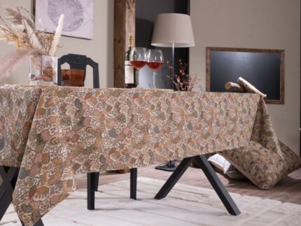 Τραπεζομάντηλο Vigo - 135x180cm της TEORAN