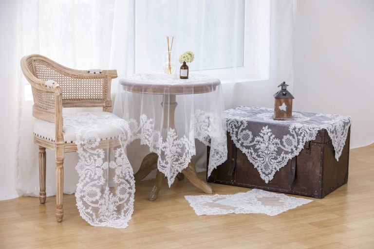 PLS-TB0316 (White) Χειροποίητο κέντημα σε τούλι 85x85 Liolios Home - Image 2