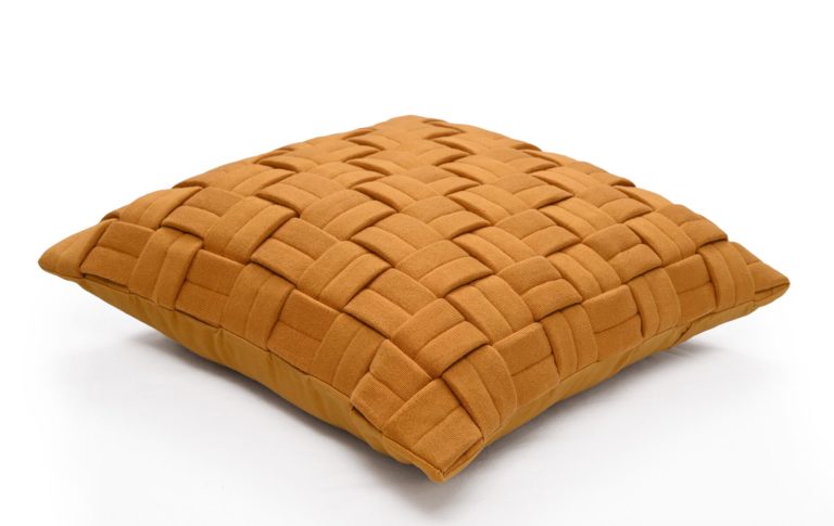 Clusp (Mustard) Μαξιλάρι Διακοσμητικό with polyfiller 100% cotton knitted Cushion 40x60 Liolios Home - Image 3