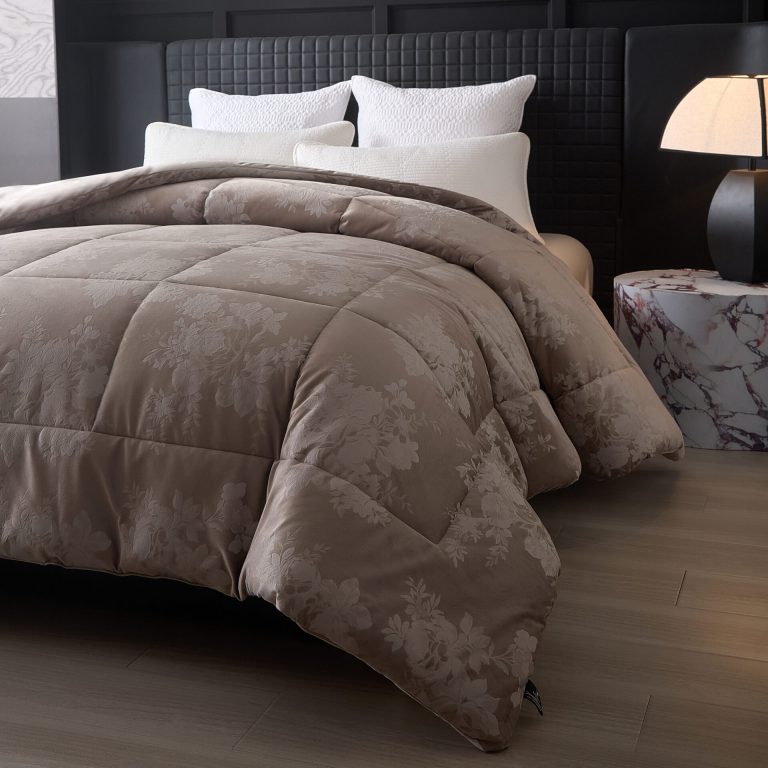 Πάπλωμα king size Cordelia (Grey) Comforter 100% Dutch velvet 260x240 Liolios Home - Image 3
