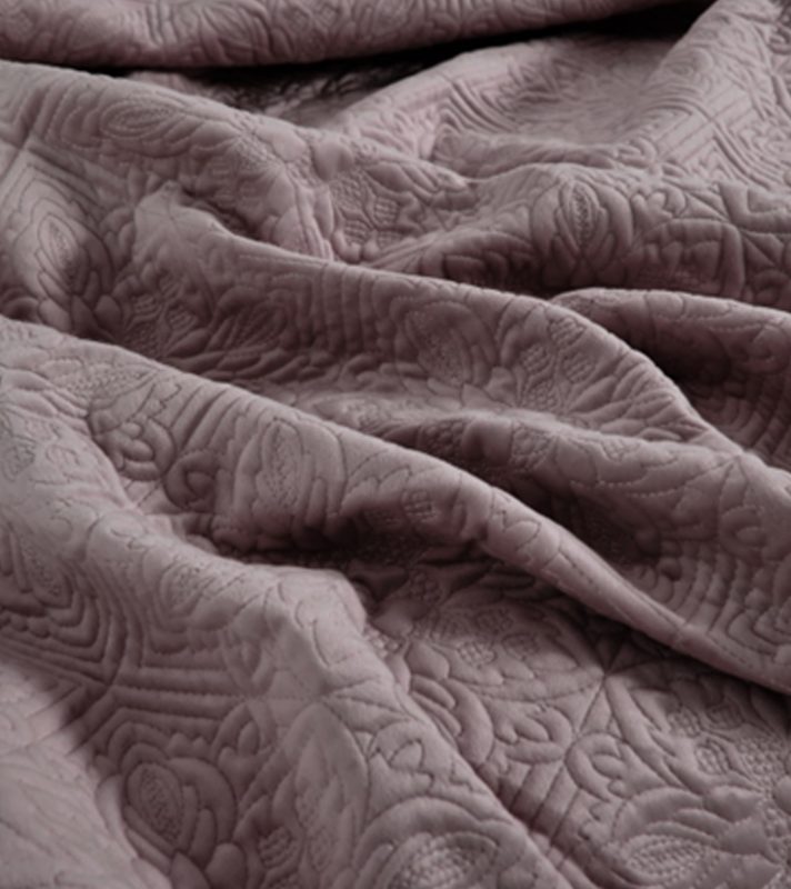 Κουβερλί King size Mandy (Amethyst) 100% velvet & καπιτονέ κέντημα 260x240 Liolios Home - Image 2