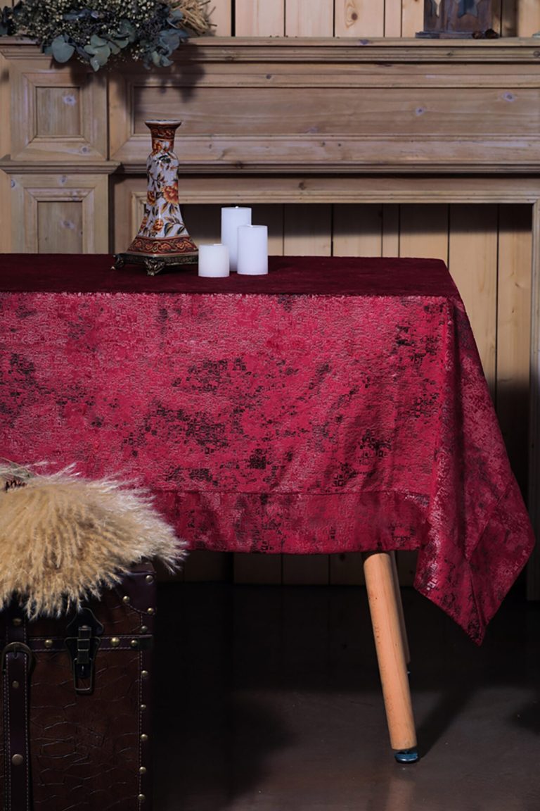 Τραπεζομάντηλο PLS-TB1084 (Velevet/Leather) Red Wine Velvet/Leather, 100%pol. 160x260 Liolios Home - Image 2