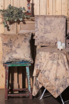Τραπεζομάντηλο PLS-TB1084 (Velvet/Leather) Natural Velvet/Leather, 100%pol. 160x220 Liolios Home