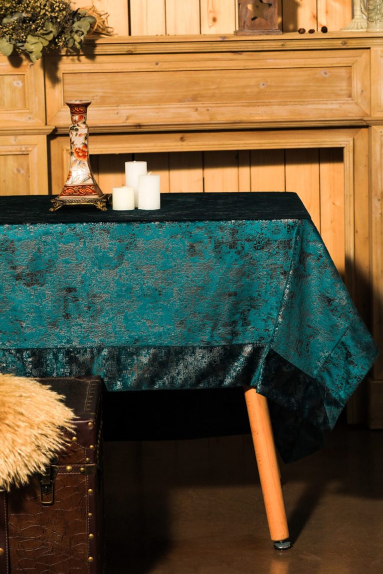 P179_2-scaled-3.jpg Τραπεζομάντηλο PLS-TB1084 (Velvet/Leather) Petrol Velvet/Leather, 100%pol. 160x260 Liolios Home - Image 2