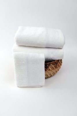 Fisto (White) Σετ Πετσέτες Μπάνιου 3 Τεμάχια (30x50,50x90,70x140) 500gsm,100% cotton terry towel lace Σετ 3τεμ: 30x50,50x90,70x140 Liolios Home