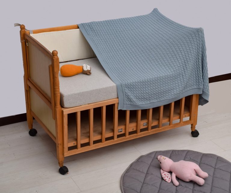 hood-boys-3.jpg Βρεφική Κουβέρτα 100% cotton knitted 80x100 Liolios Home - Image 1