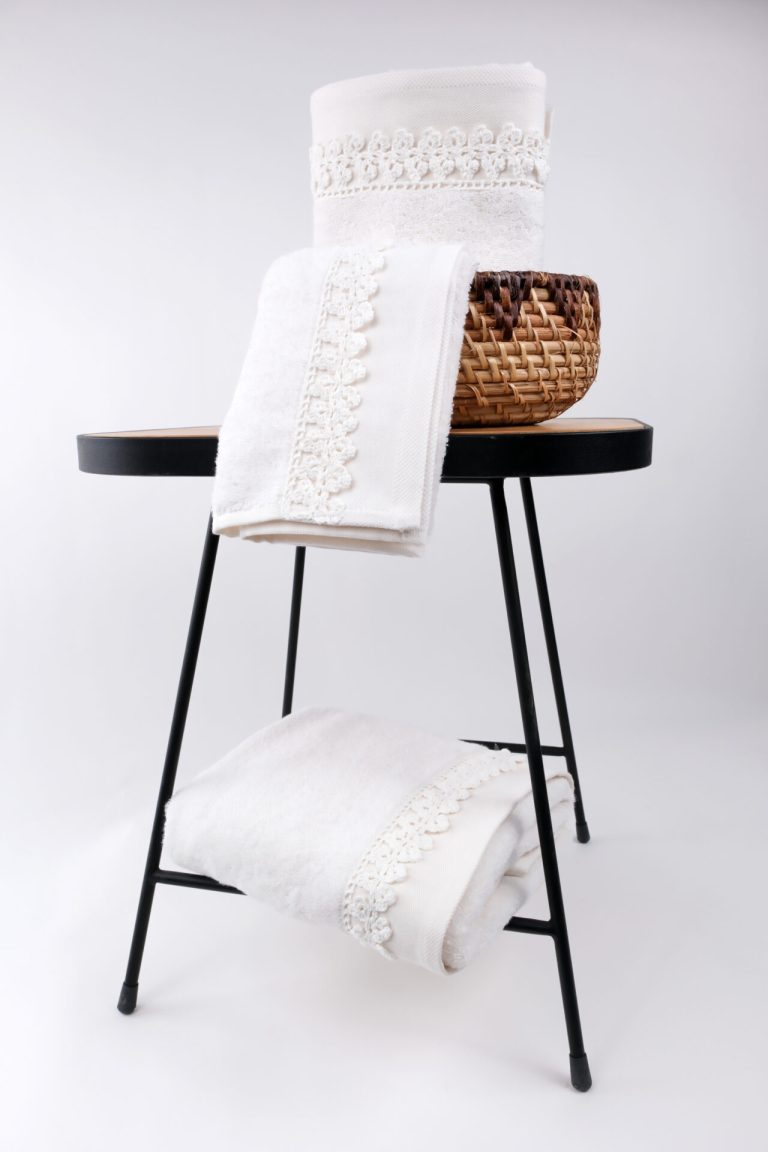 Small Flower (Cream) Σετ Πετσέτες Μπάνιου 3 Τεμάχια (30x50,50x90,70x140) 500gsm,100% cotton terry towel crochet Σετ 3τεμ: 30x50,50x90,70x140 Liolios Home - Image 4