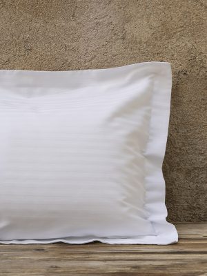 Μαξιλαροθήκη 52x75 Oxford 4 πλευρές - 240 Κλωστές Σατέν ρίγα 1cm - 100% Βαμβάκι Πενιέ της Nima Hotelling 100% Satin Cotton, 1 cm striped, 240 T.C. Μαξιλαροθήκη 52x75 με oxford 4 πλευρών