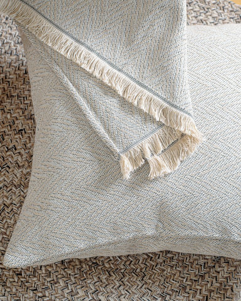 bosphore_throw_gray3beige_black-13.jpg BOSPHORE - ΡΙΧΤΑΡΙ 180X160 ΓΚΡΙ 180X160 80% ΒΑΜΒΑΚΙ - 20% ΠΟΛΥΕΣΤΕΡΑΣ Rythmos - Image 4