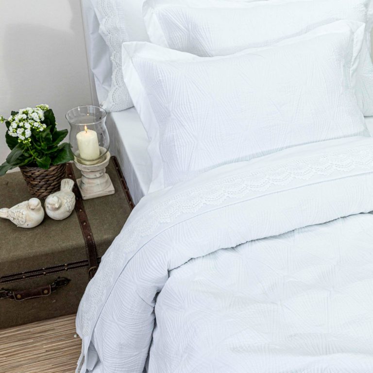 Κουβερλί Σετ Φαίδρα Λευκό Υπέρδιπλο 220 x 240 cm + (2) 50 x 70 cm  100% Πολυέστερ Λευκό BOREA - Image 2