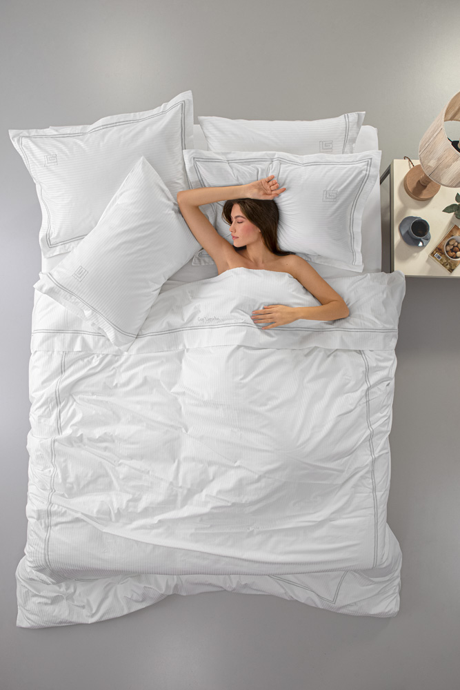 1112092224013-1.jpg Παπλωματοθήκη Nice White L.Silver 225x245 της Guy Laroche (Cotton Satin) - Image 1