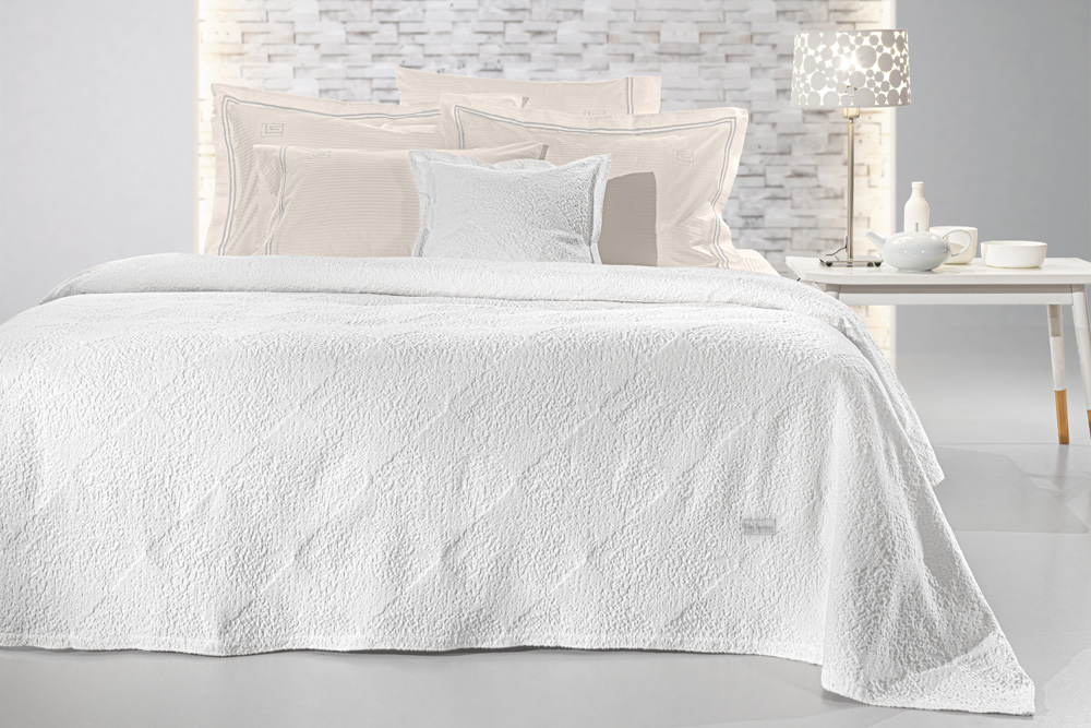1113035125025.jpg Κουβέρτα Portobello White 260x250 της Guy Laroche (100% Cotton - Cotton chenille) - Image 1