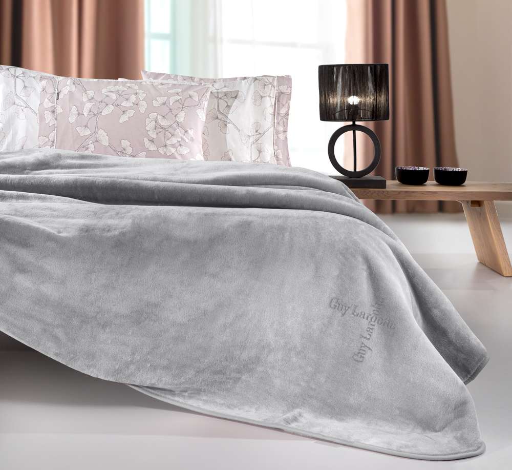 1113086223018.jpg Κουβέρτα Logo Silver 160x220 της Guy Laroche (100% Polyester) - Image 1