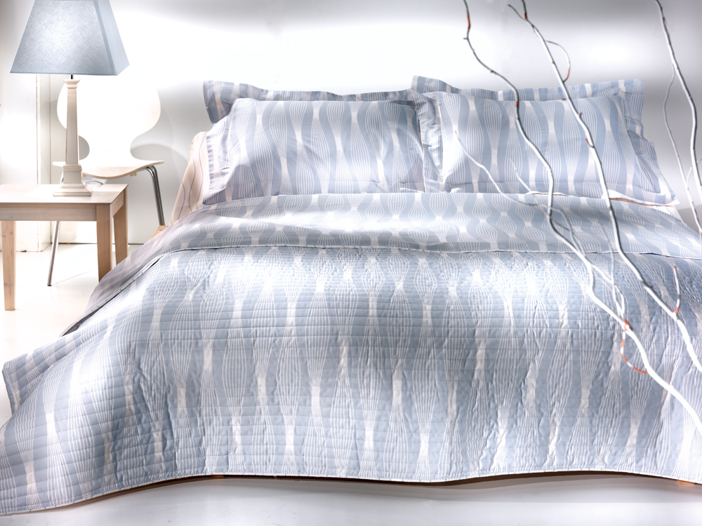 1114086111030.jpg Κουβερλί Luna Sky 230x250 της Guy Laroche (100% ΒΑΜΒΑΚΟΣΑΤΕΝ) - Image 1