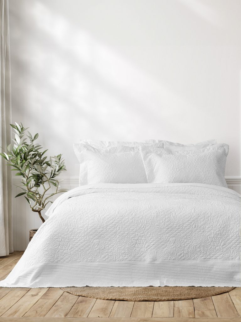 5206482155084-8.jpg Σετ Κουβερλί 240x260 - Always White της Nima Home 100% Microfiber Γίγας (1 x 240x260 + 2 Μαξιλαροθήκες Oxford 52x72+8) - Image 1