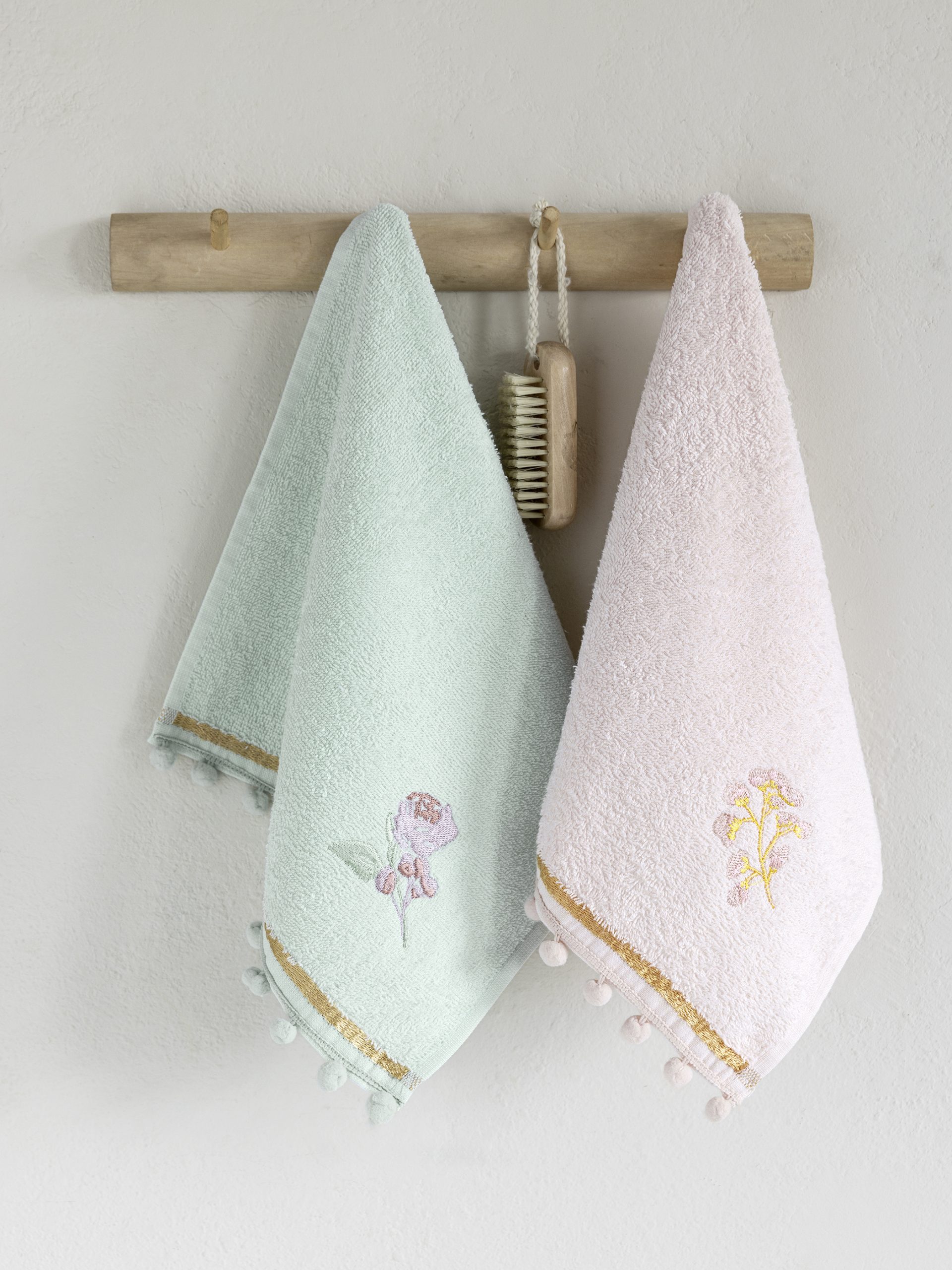 5206482160842-8.jpg Σετ Πετσέτες (2 x 30x50) - Floral της Nima Home 100% Cotton, 420 gsm - Image 1