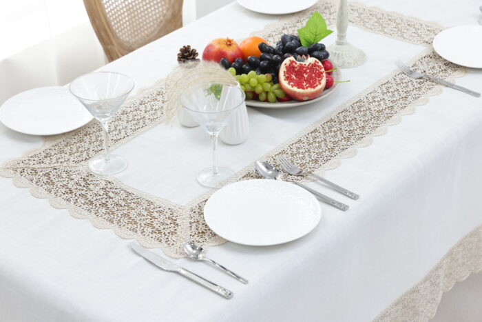 QZ1600053 (Cappuccino) Tablecloth Λινό κέντημα, με μεταξωτή δαντέλα, 60%linen, 40%pol. 160x220 Liolios Home - Image 4