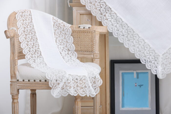 QZ1600053 (White) Table linen Λινό κέντημα, με μεταξωτή δαντέλα, 60%linen, 40%pol. ΣΕΤ 3 ΤΕΜ Liolios Home - Image 2