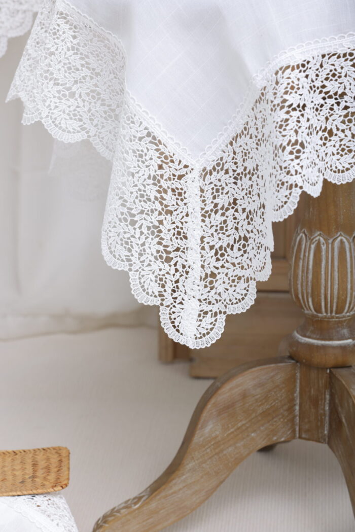 QZ1600053 (White) Table linen Λινό κέντημα, με μεταξωτή δαντέλα, 60%linen, 40%pol. 128x128 Liolios Home - Image 5