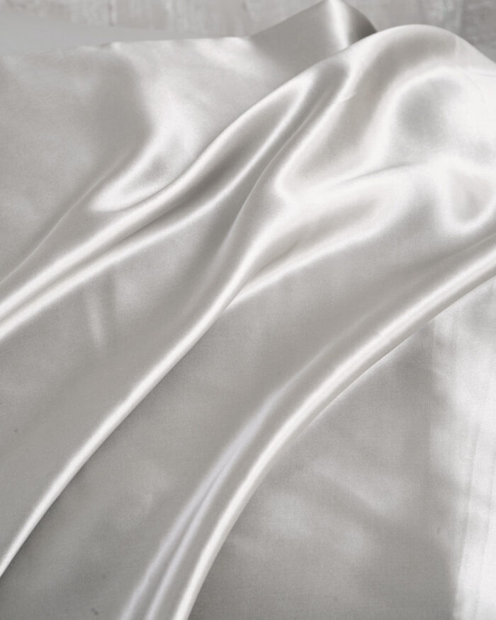 SILK SLEEP - ΓΚΡΙ ΜΕΤΑΞΩΤΗ ΜΑΞΙΛΑΡΟΘΗΚΗ ΜΑΞΙΛΑΡΟΘΗΚΗ (50Χ70) 100% ΜΕΤΑΞΙ 19MM Rythmos - Image 4