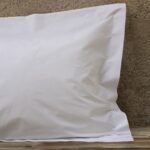 Μαξιλαροθήκη 52x75 Oxford 4 πλευρές - 180 Κλωστές CVC - 60% Βαμβάκι / 40% Πολυέστερ της Nima Hotelling 60% Cotton - 40% Polyester, 180 T.C. CVC Μαξιλαροθήκη 52x75 με oxford 4 πλευρών - Image 2