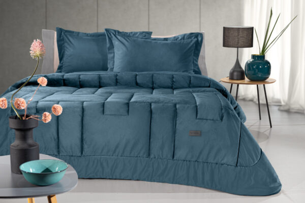 Πάπλωμα Scarlett Blue Saphire 250x240 της Guy Laroche (Polyester 100%)