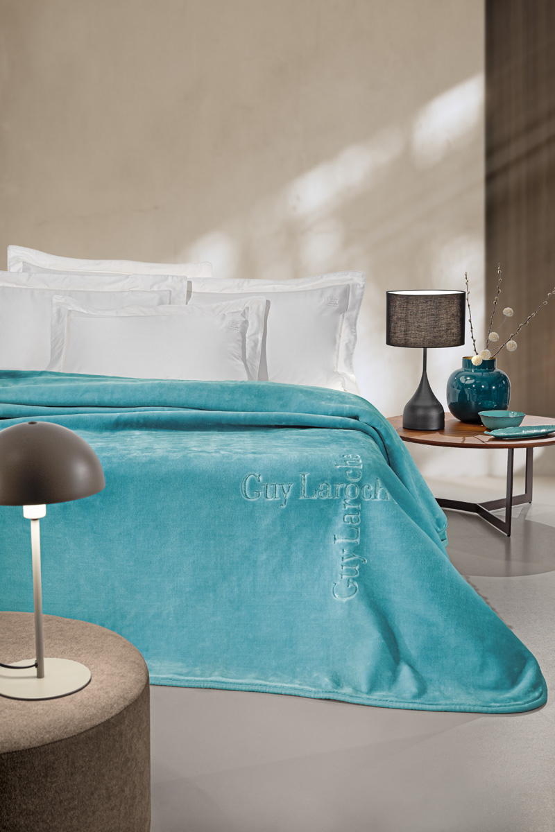 1113086225004.jpg Κουβέρτα Logo Petrol 160x220 της Guy Laroche (Polyester 100%) - Image 1