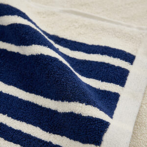 Βαμβακερή Πετσέτα με Μπλε Ρίγες Katy Stripes 30x50cm 650gsm Χειρός | 30x50cm της Pennie