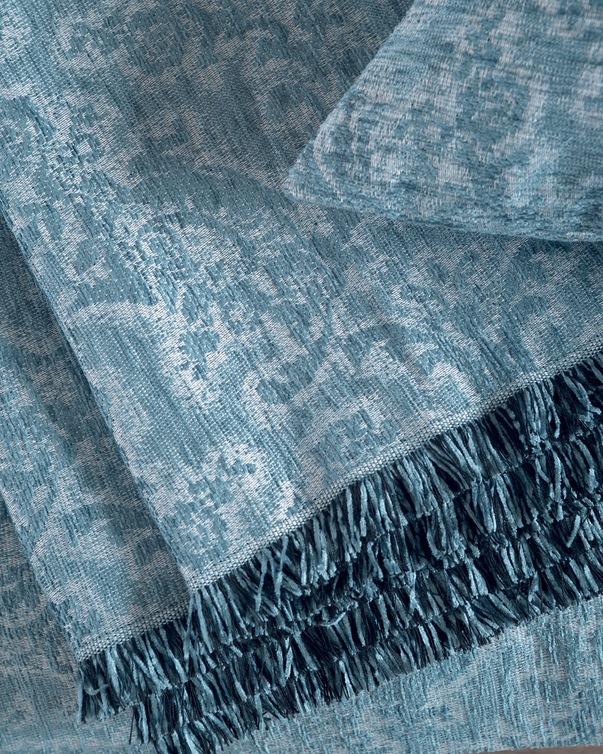 bianco_sofa_blue_dtl-9.jpg BIANCO- ΡΙΧΤΑΡΙ 180X330 ΜΠΛΕ 180X330 55% CHENILLE ACRYLIC - 25% ΒΑΜΒΑΚΙ - 20% POL. Rythmos - Image 1