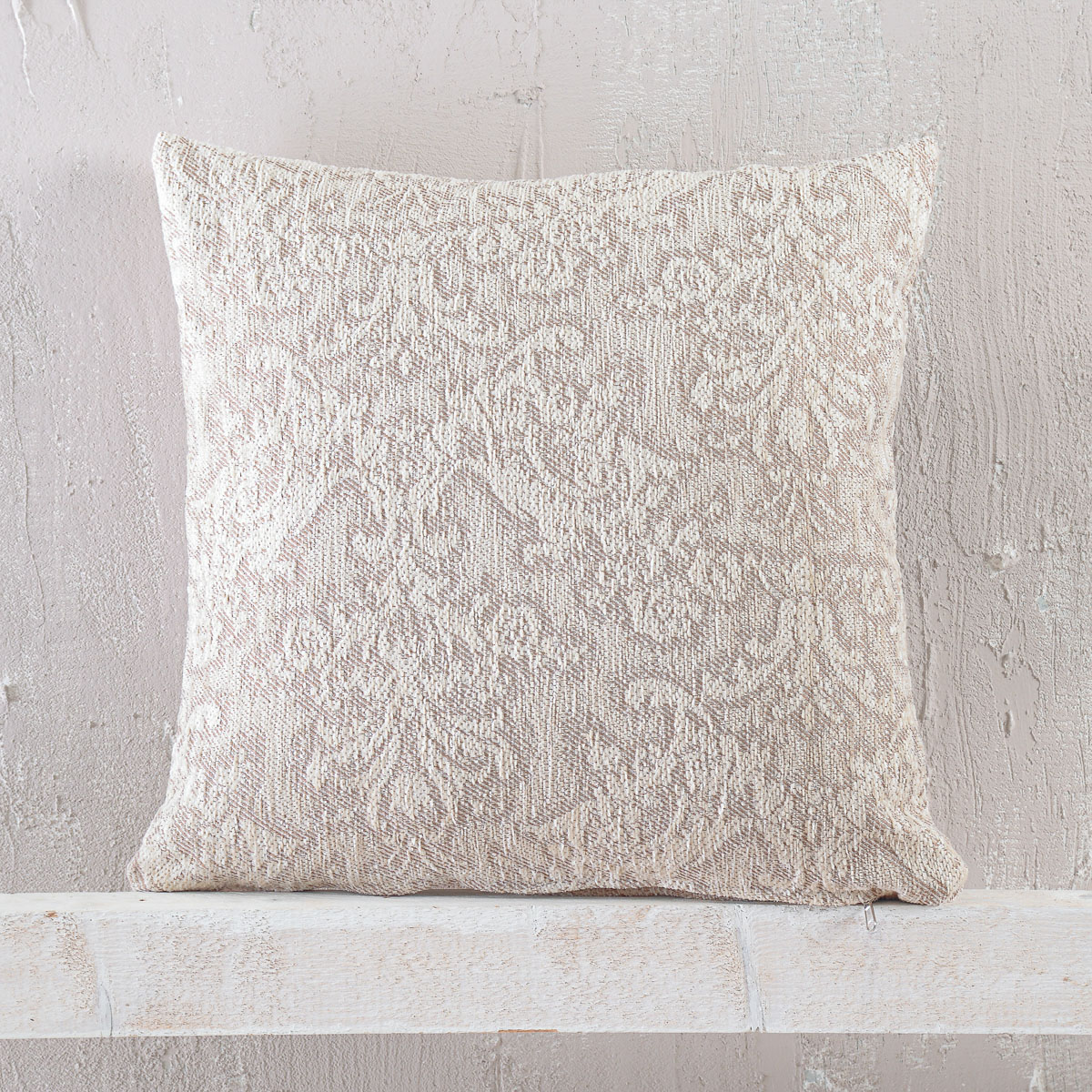 bianco_sofa_plw_ecru-1.jpg BIANCO- ΡΙΧΤΑΡΙ 40X40 ΕΚΡΟΥ 40X40 55% CHENILLE ACRYLIC - 25% ΒΑΜΒΑΚΙ - 20% POL. Rythmos - Image 1