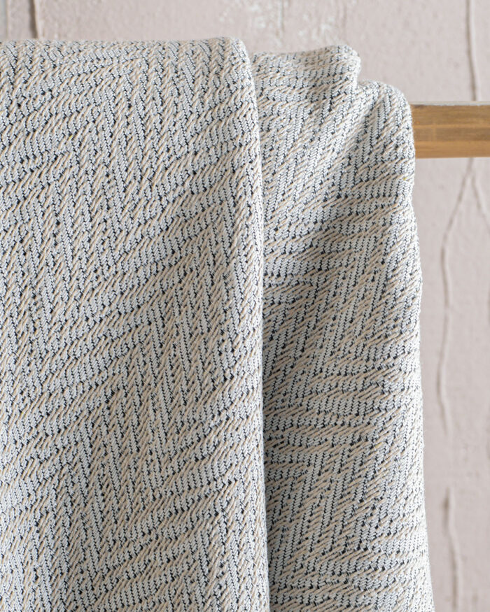 bosphore_throw_gray2beige_black-6.jpg BOSPHORE - ΡΙΧΤΑΡΙ 180X240 ΓΚΡΙ ΣΚΟΥΡΟ 180X240 80% ΒΑΜΒΑΚΙ - 20% ΠΟΛΥΕΣΤΕΡΑΣ Rythmos - Image 3