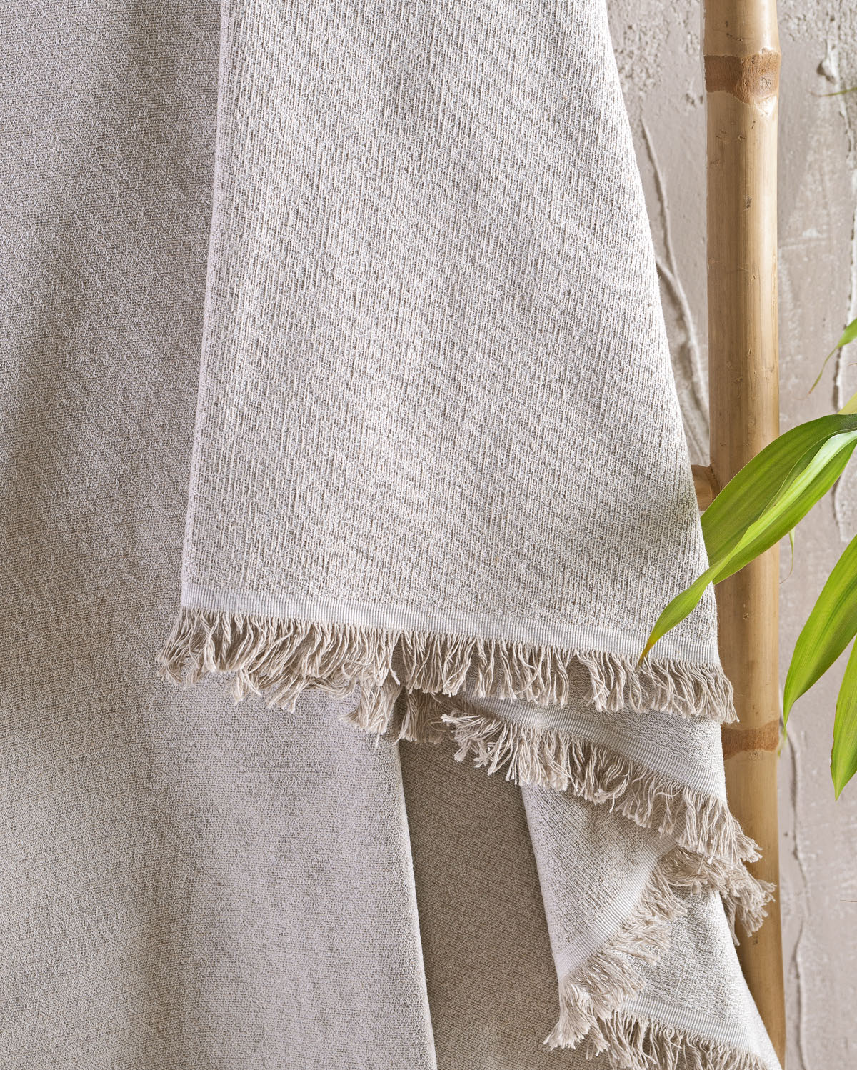 cadenza_beige_2-1.jpg CADENZA - ΡΙΧΤΑΡΙ 180X330 ΜΠΕΖ 180X330 80% ΒΑΜΒΑΚΙ - 20% ΠΟΛΥΕΣΤΕΡΑΣ Rythmos - Image 1