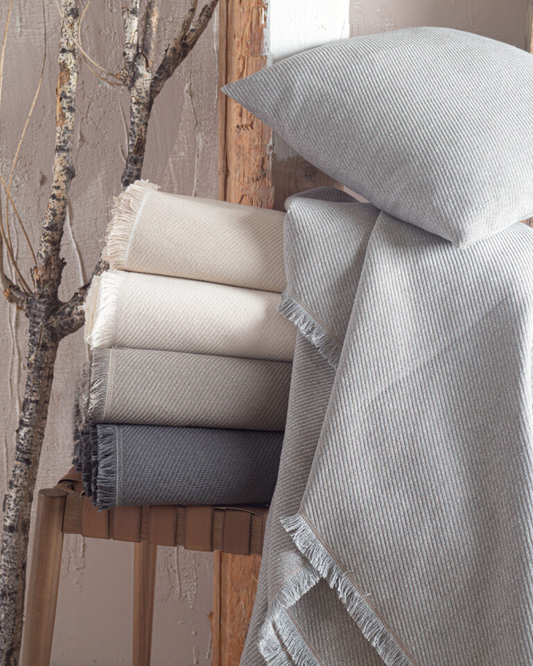 reve-_sofa_all-4.jpg REVE ΕΚΡΟΥ - ΜΑΞΙΛΑΡΟΘΗΚΗ 40X40 80% ΒΑΜΒΑΚΙ - 20% ΠΟΛΥΕΣΤΕΡΑΣ Rythmos - Image 2