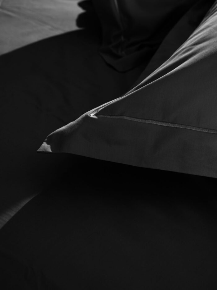 Μαξιλαροθήκες Βαμβακοσατέν Omnia Oxford Black 50x70 SUNSHINEHOME - Image 3