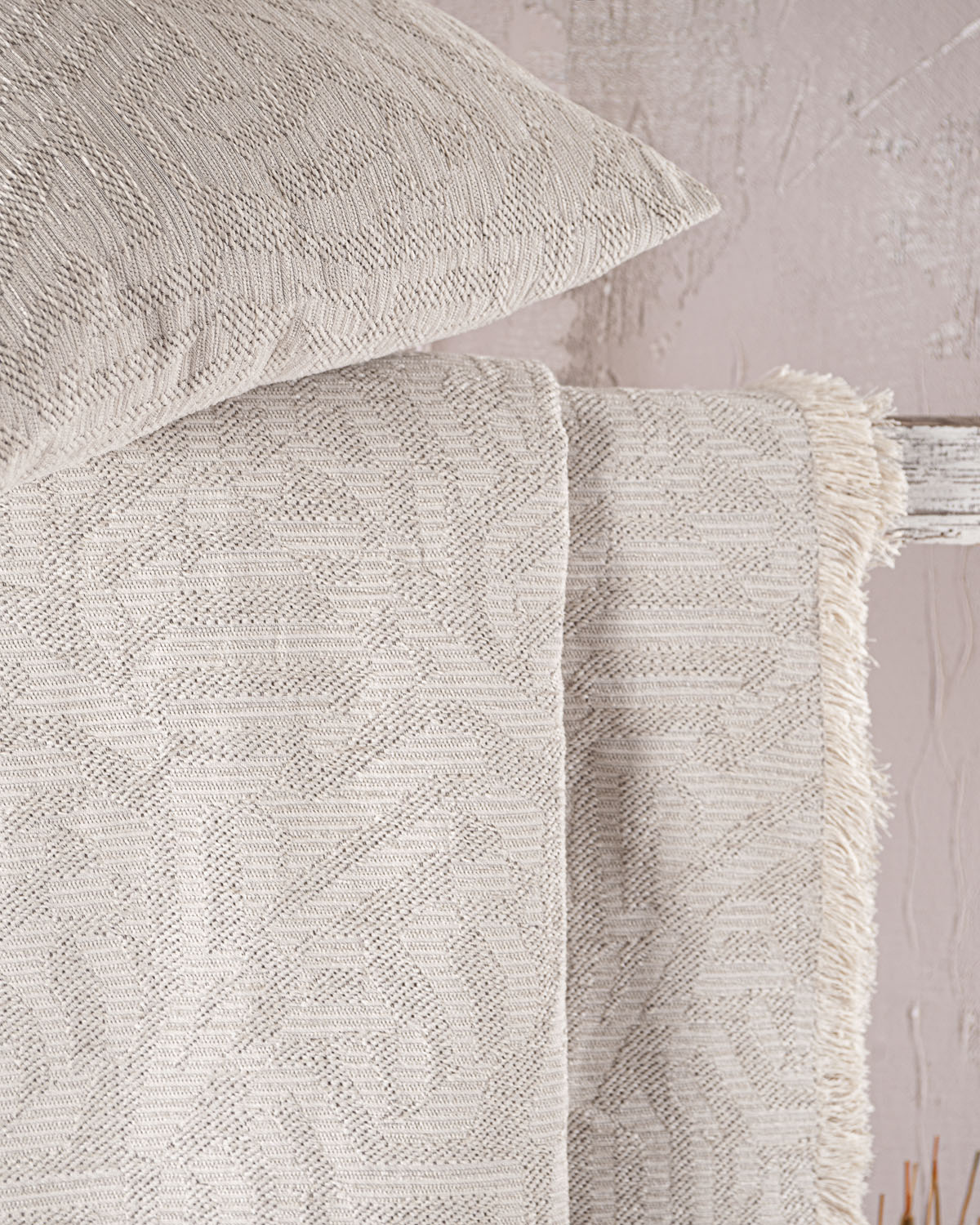 melie_beige_12-7.jpg MELIE - ΡΙΧΤΑΡΙ 180X280 ΕΚΡΟΥ 180X280 50% Chenille acrylic - 25% βαμβάκι - 25% Pol Rythmos - Image 1