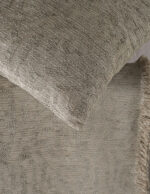 MELIE - ΡΙΧΤΑΡΙ 180X160 ΜΠΕΖ 180X160 50% Chenille acrylic - 25% βαμβάκι - 25% Pol Rythmos