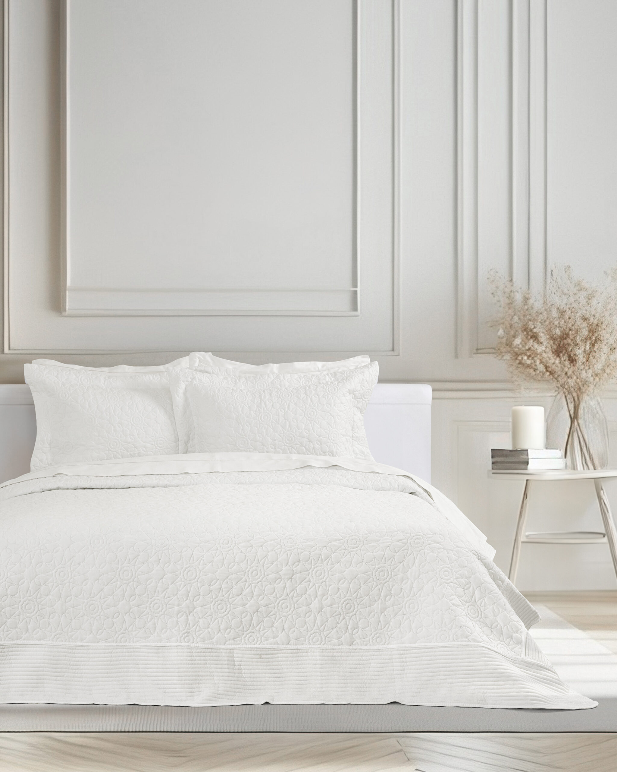 5206482185630-19.jpg Σετ Κουβερλί 240x260 - Calla Ivory της Nima Home 100% Microfiber Γίγας (1 x 240x260 + 2 Μαξιλαροθήκες Oxford 52x72+8) - Image 1
