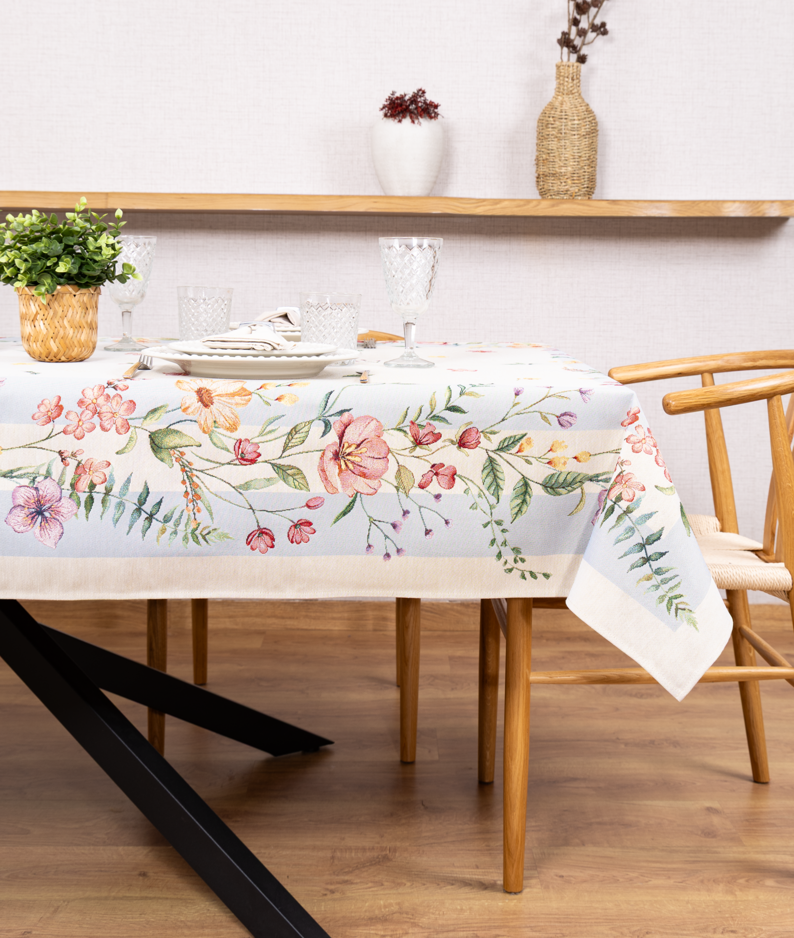 CAT26_IG4A3884-2.png Διακοσμητική Μαξιλαροθήκη Florise Blue (Gobelin/Στόφα) Gobelin/Στόφα, 60% polyester, 24% cotton,16% acrylic Cushion 45x45 Liolios Home - Image 1