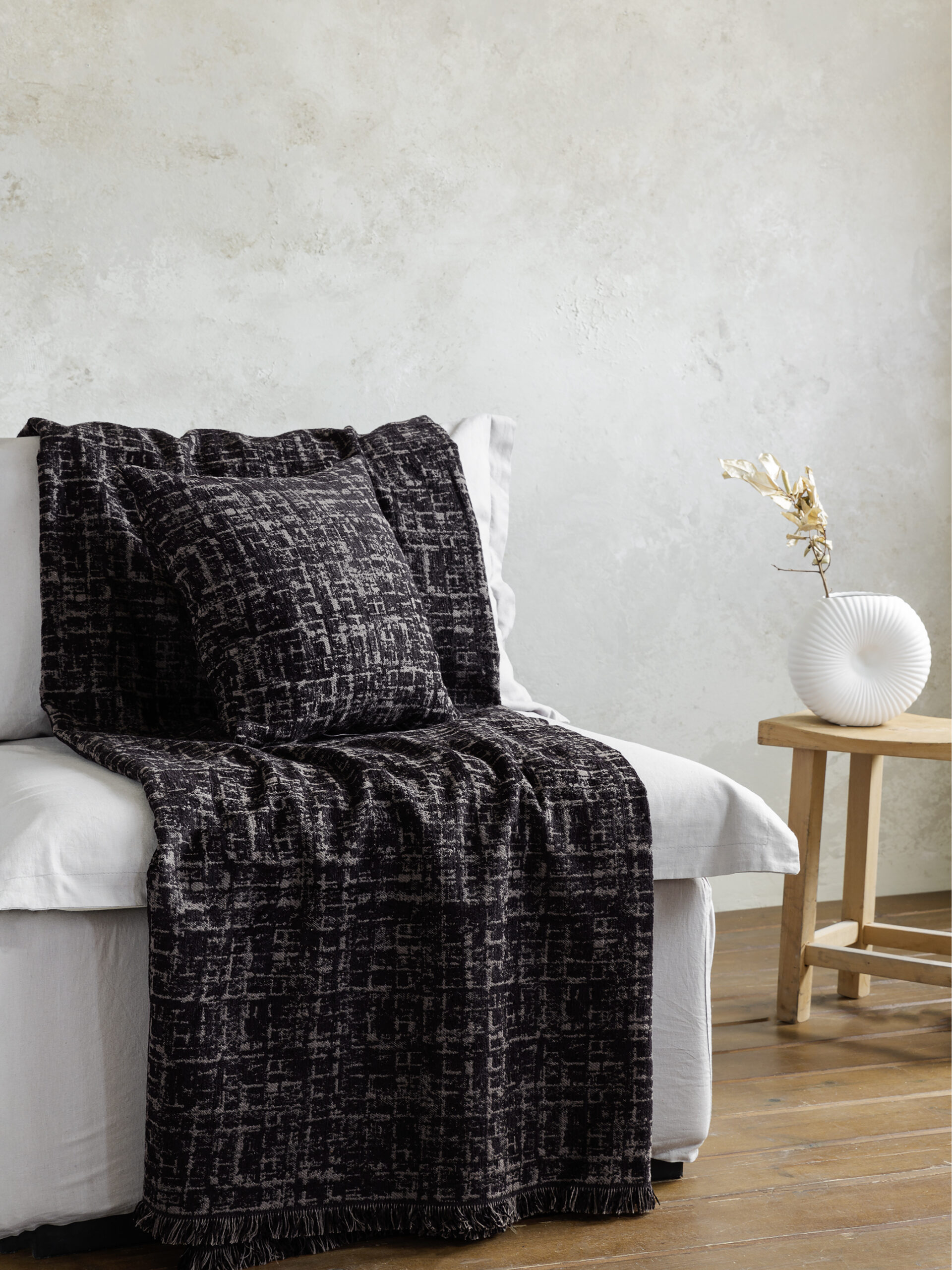 5206482127388.jpg Ριχτάρι 180x180 - Cantata Black της Nima Home Chenille, 55% Acrylic - 20% Polyester - 25% Cotton Μονοθέσιος 180x180 - Image 1