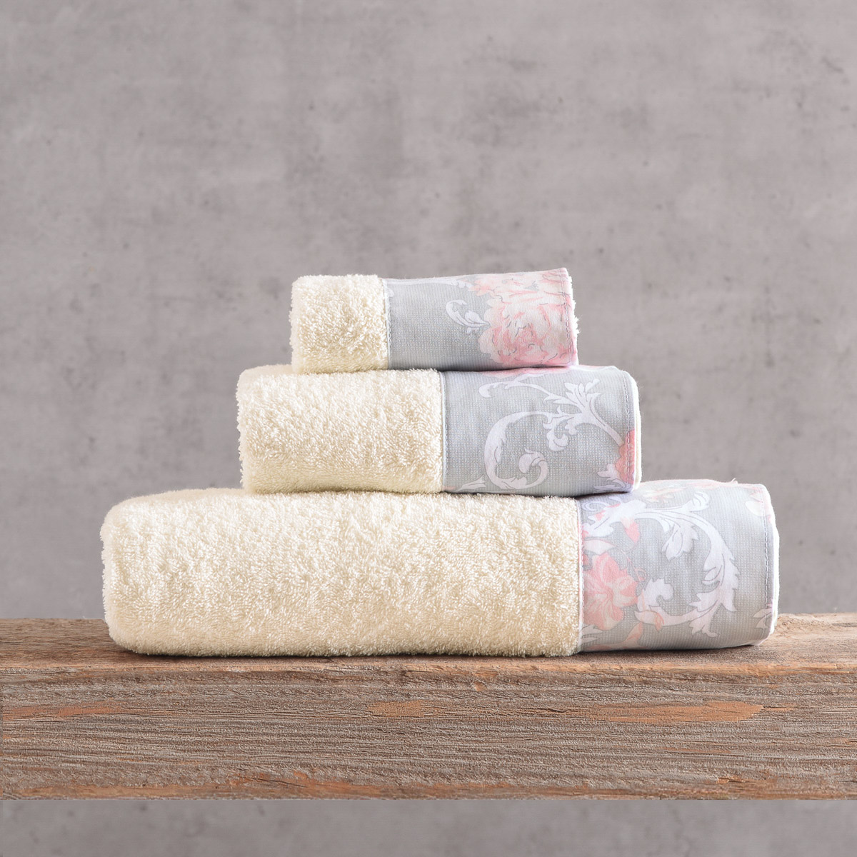 candince_towels_pack2.jpg CANDINCE ΕΚΡΟΥ-ΡΟΖ - ΣΕΤ ΠΕΤΣΕΤΕΣ 3ΤΕΜ. ΣΕΤ 3 ΤΕΜΑΧΙΩΝ (30X50, 50X90, 80X150) ΣΥΣΚΕΥΑΣΙΑ ΣΑΚΟΥΛΑΣ ΣΕΤ 3 ΤΕΜΑΧΙΩΝ (30X50, 50X90, 80X150) ΣΥΣΚΕΥΑΣΙΑ ΣΑΚΟΥΛΑΣ 100% ΒΑΜΒΑΚΙ Rythmos - Image 1