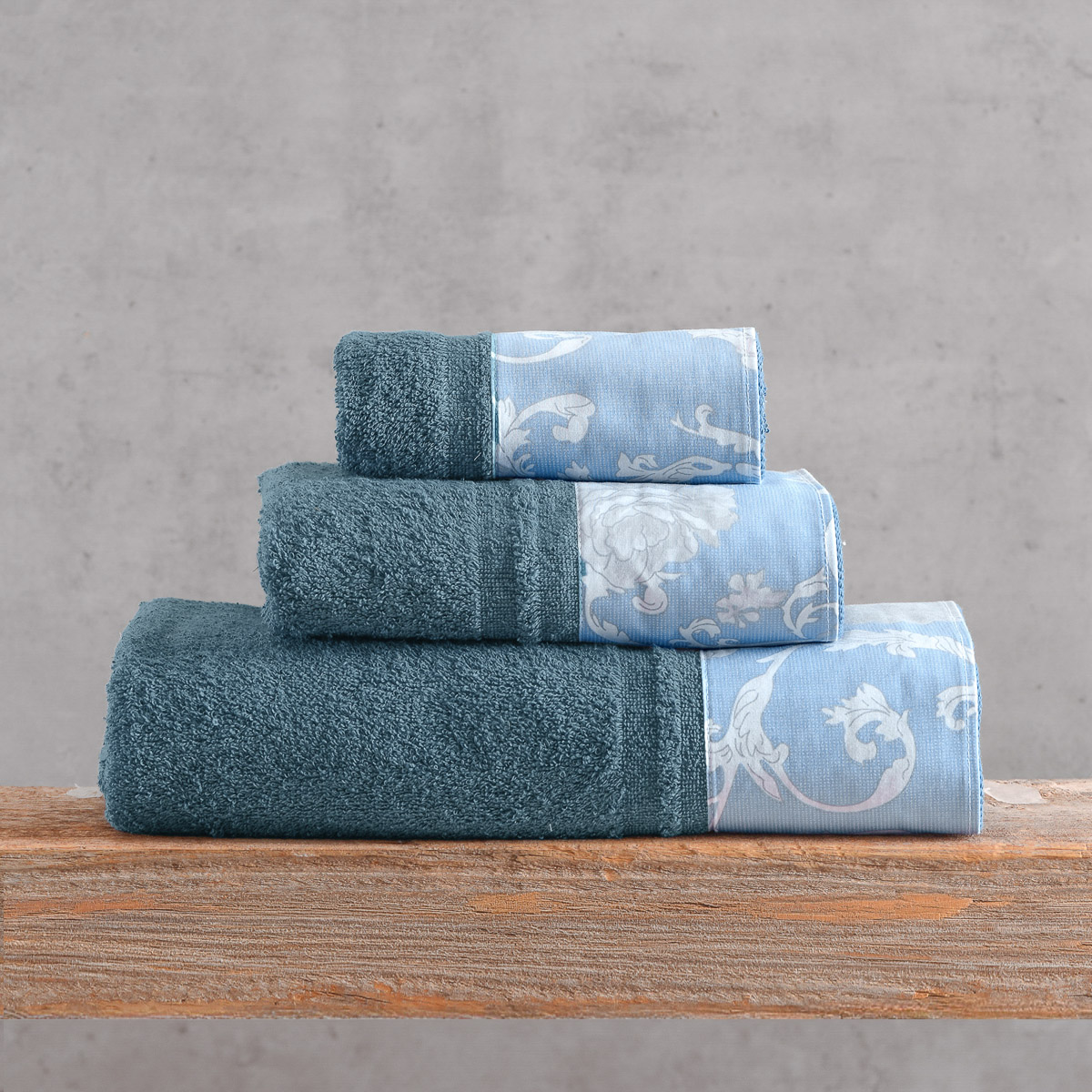 candince_towels_pack5.jpg CANDINCE ΝΤΕΝΙΜ-ΜΠΛΕ - ΣΕΤ ΠΕΤΣΕΤΕΣ 3ΤΕΜ. ΣΕΤ 3 ΤΕΜΑΧΙΩΝ (30X50, 50X90, 80X150) ΣΥΣΚΕΥΑΣΙΑ ΣΑΚΟΥΛΑΣ ΣΕΤ 3 ΤΕΜΑΧΙΩΝ (30X50, 50X90, 80X150) ΣΥΣΚΕΥΑΣΙΑ ΣΑΚΟΥΛΑΣ 100% ΒΑΜΒΑΚΙ Rythmos - Image 1